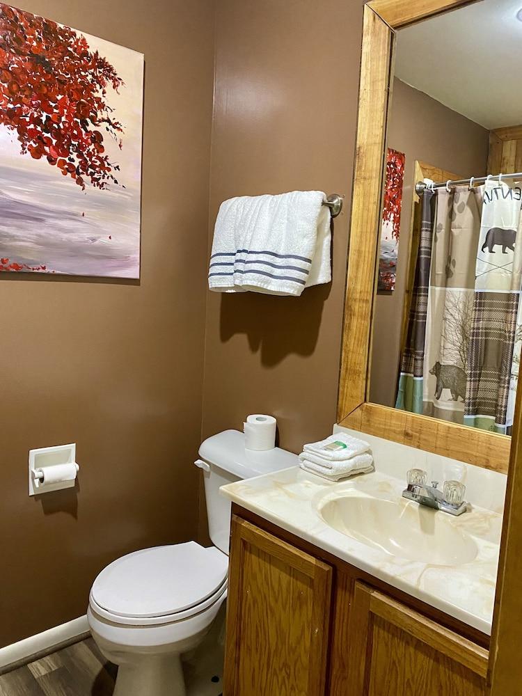 Moosehead Lodge & Cabins photo 39
