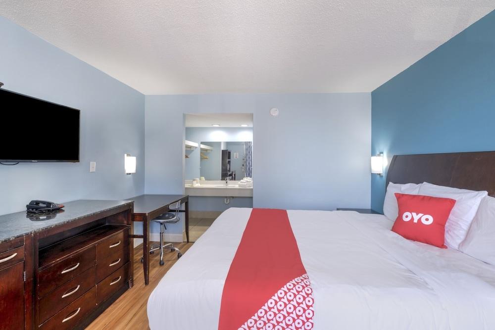 OYO Hotel Cleveland, TN photo 9