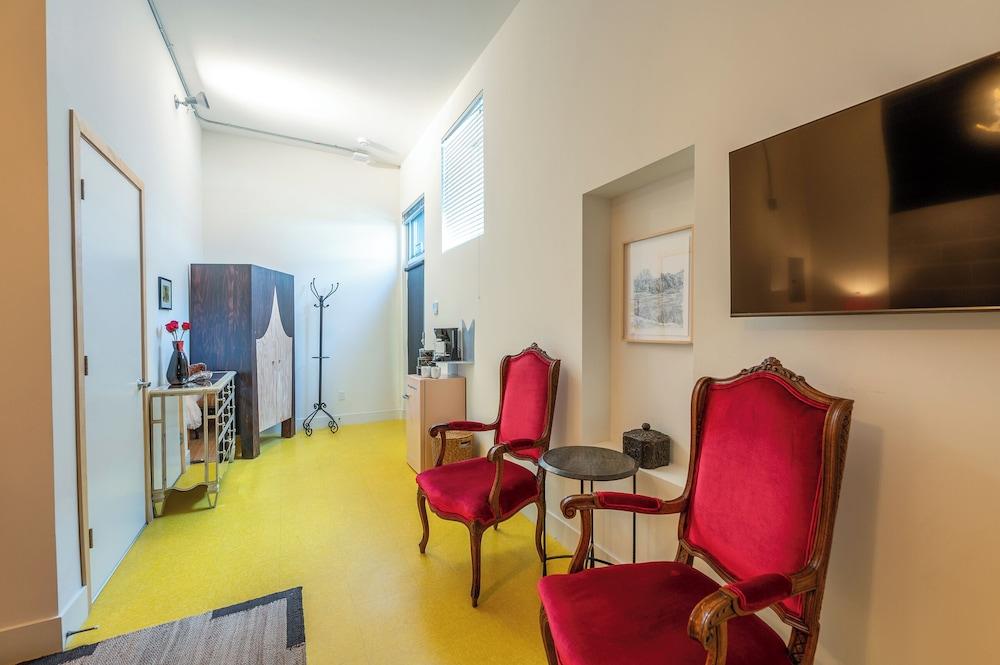 Hotel Narcissus photo 4