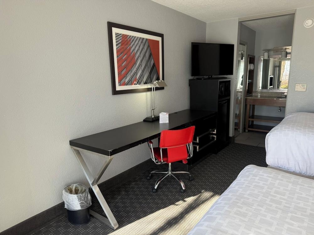 Sonesta Essential Rapid City photo 16