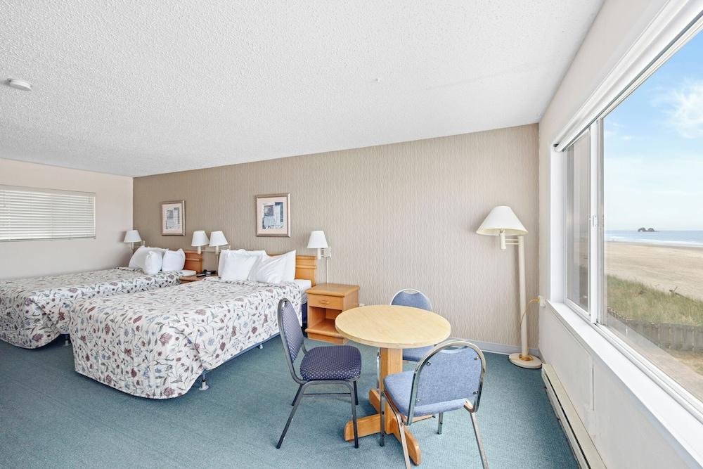 Rockaway Beach Resort photo 28