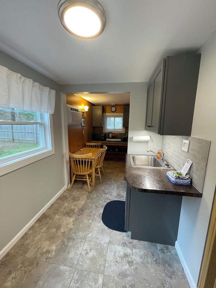 Elmwood Motor Court photo 49