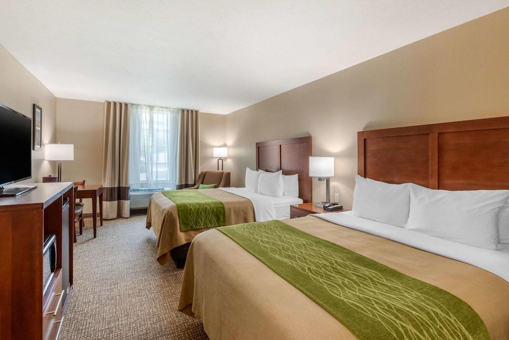 Comfort Inn & Suites El Centro I - 8 photo 24