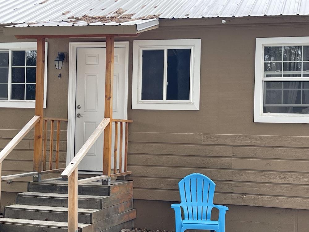 Kootenai Valley Motel photo 88