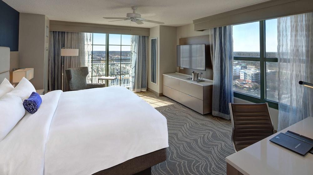 Hilton Virginia Beach Oceanfront photo 39
