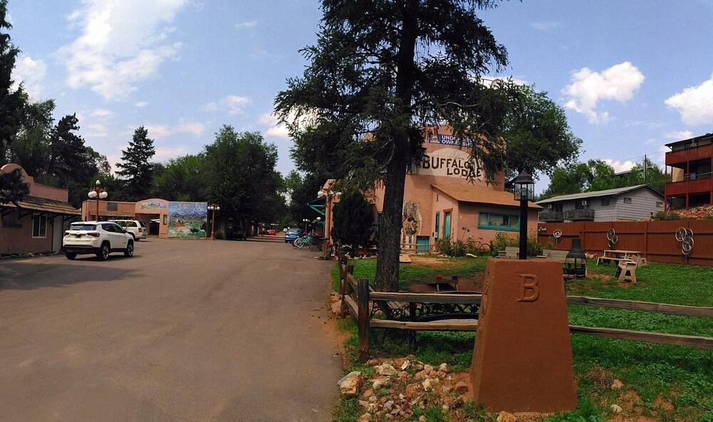Buffalo Lodge Bicycle Resort photo 8