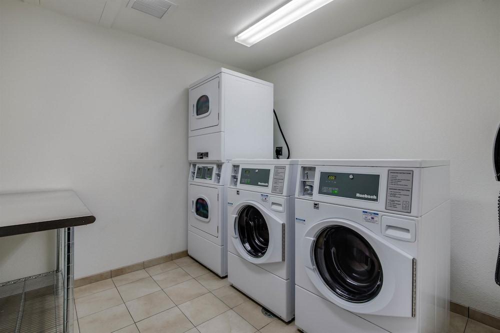 Motel 6 Poplar Bluff, MO photo 53