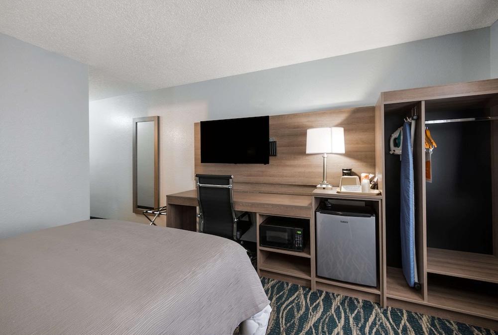 Quality Inn Oneida near Casino photo 24