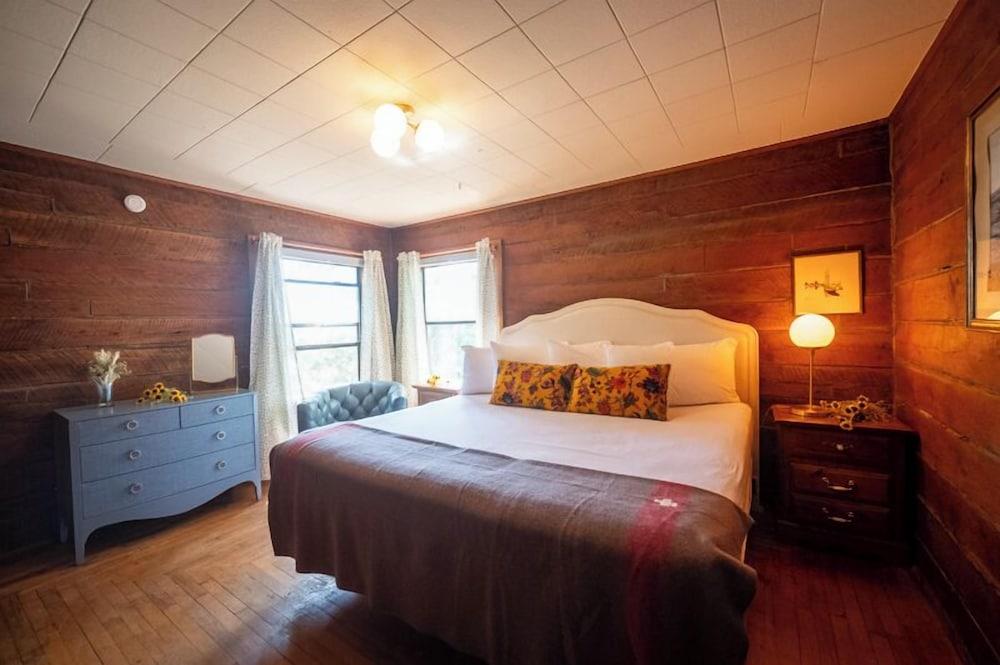 The Woodsman Lodge photo 47