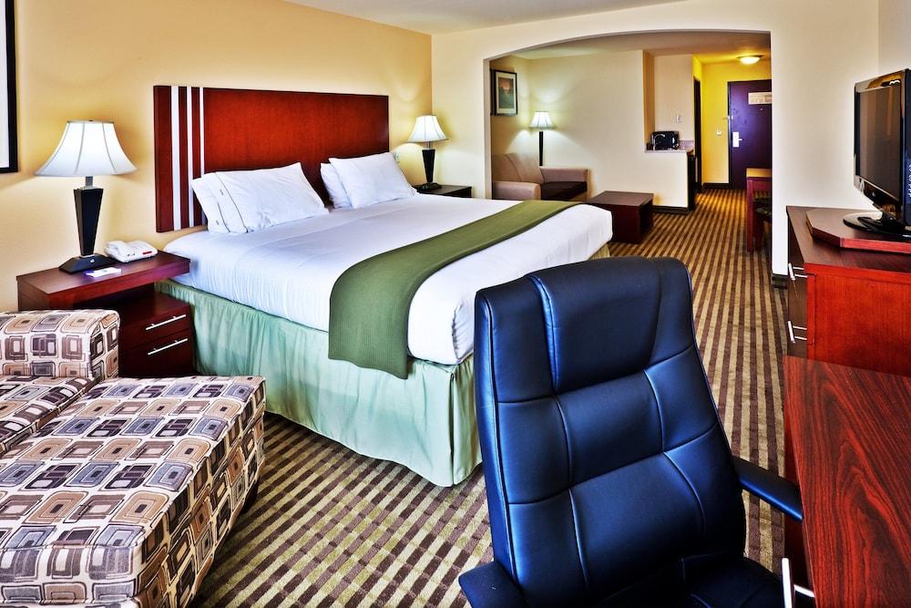 Holiday Inn Express & Suites Perry by IHG photo 3
