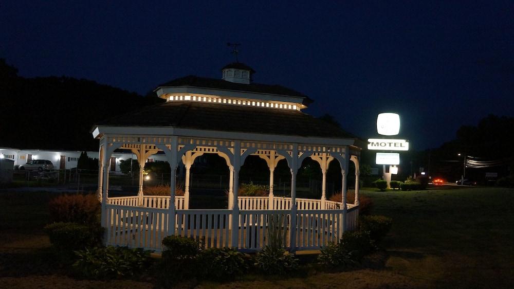Oakdell Motel photo 8