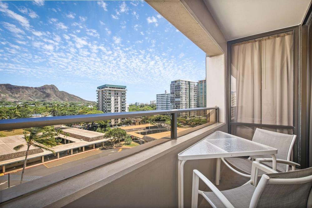 Aston Waikiki Sunset photo 42