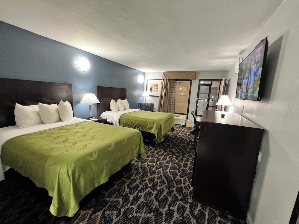 Quality Inn Indianola photo 37