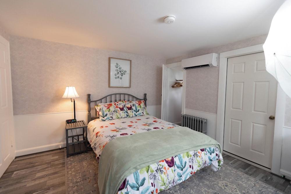 Blue Bear Inn photo 23