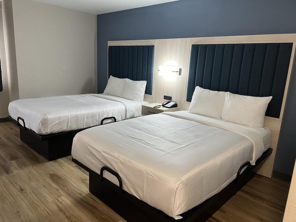 Park Inn by Radisson photo 24