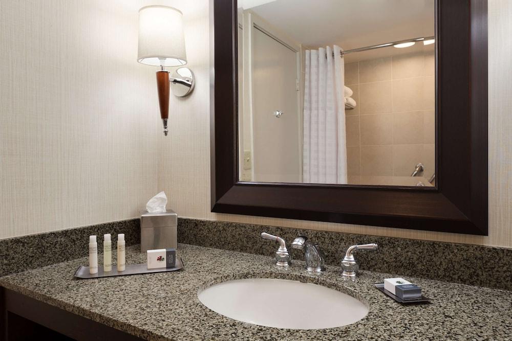 Doubletree by Hilton Somerset Hotel and Conference Center photo 19