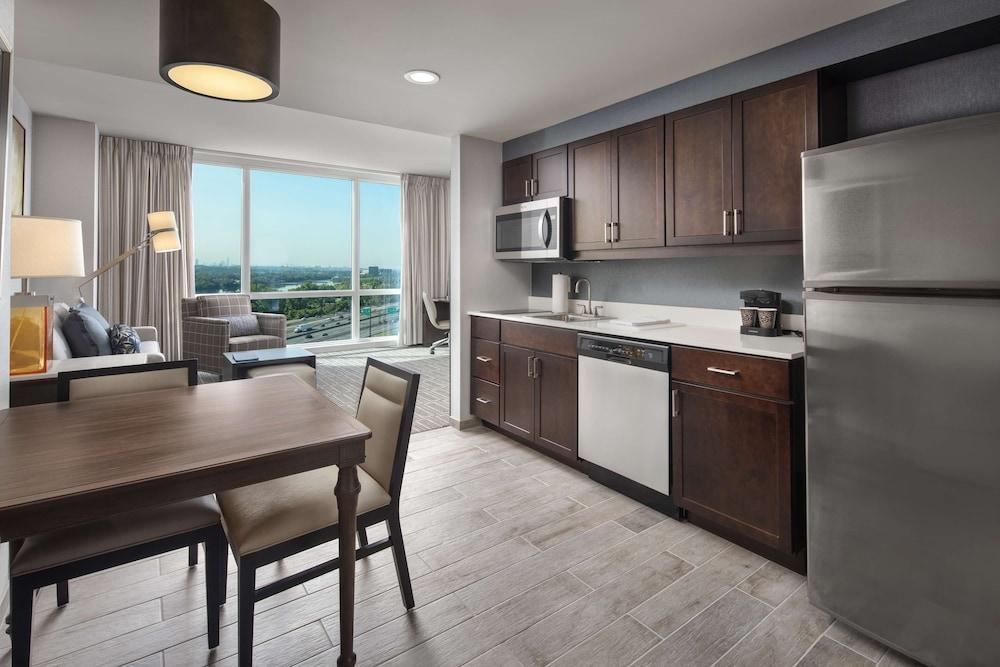 Homewood Suites by Hilton Teaneck Glenpointe photo 21