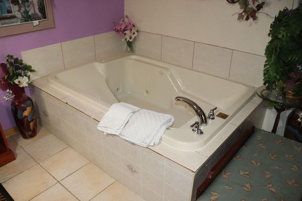 Best Nights Inn photo 29