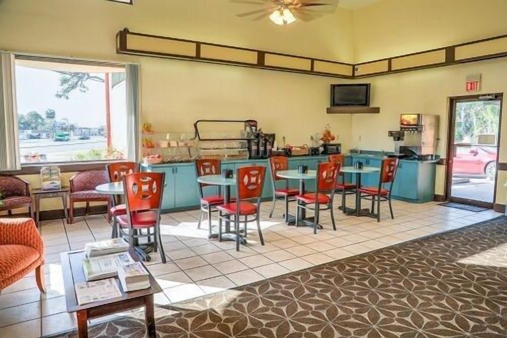 River Side Inn photo 19