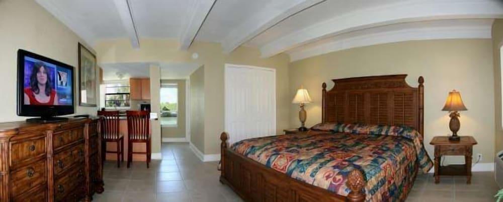 The Bayside Inn & Marina photo 12