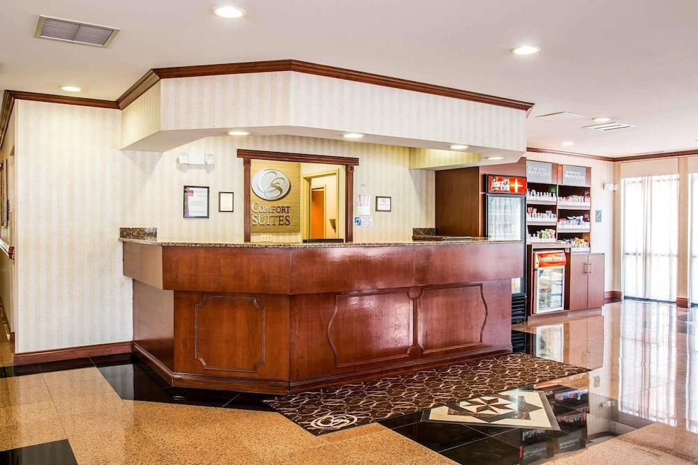 Comfort Suites Canton - Detroit photo 20