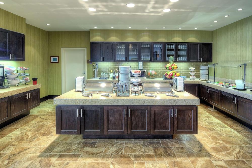 Homewood Suites Victoria, TX photo 36