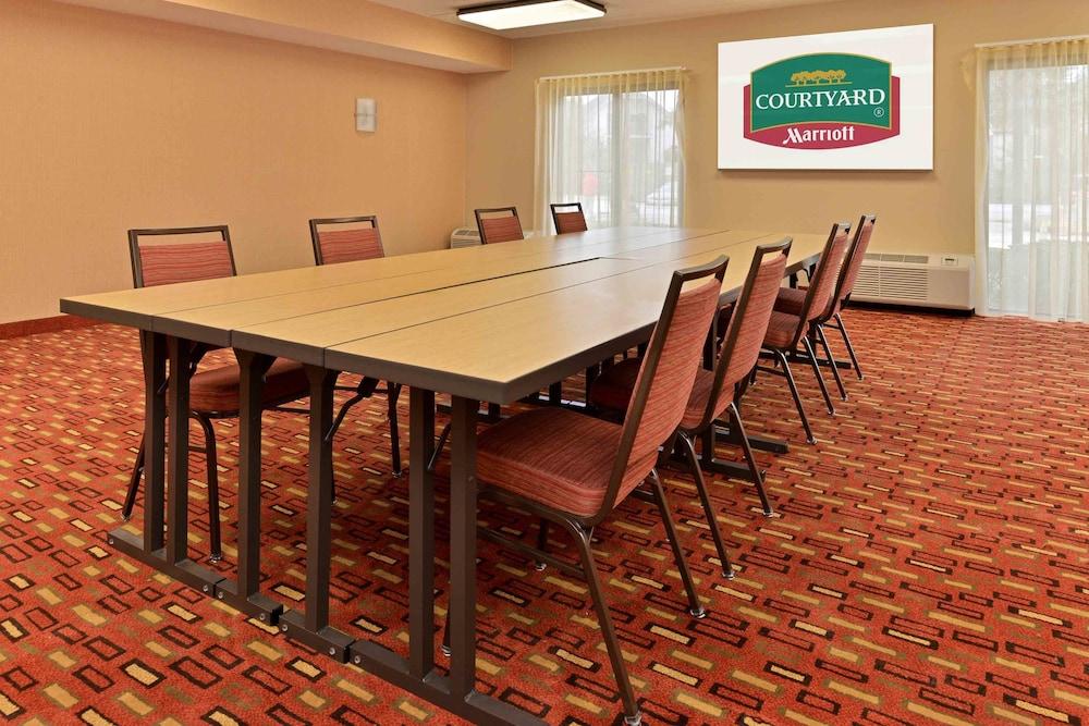 Courtyard by Marriott Dallas Northwest photo 2