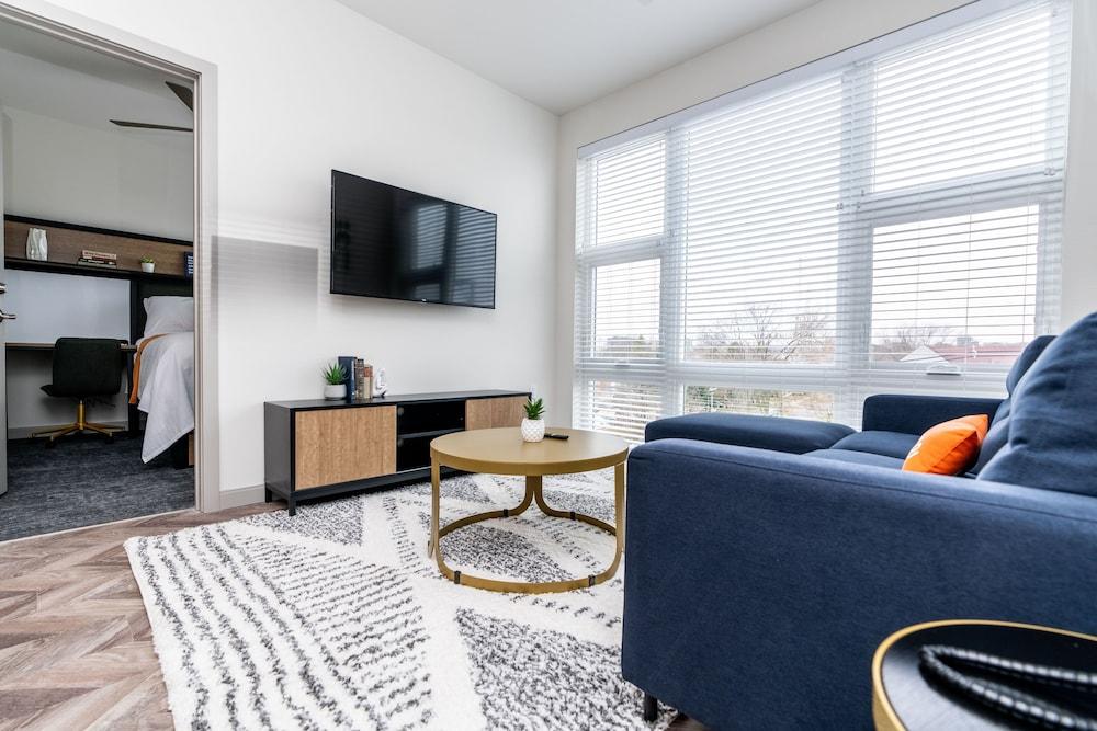Yugo Guest Suites photo 29