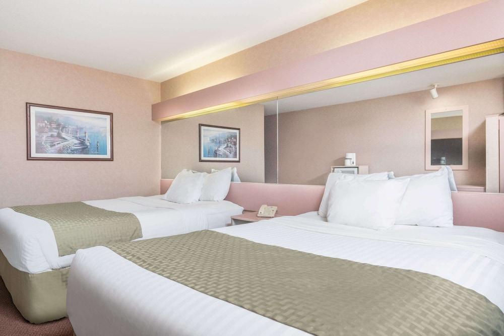 Microtel Inn by Wyndham Onalaska/La Crosse photo 6