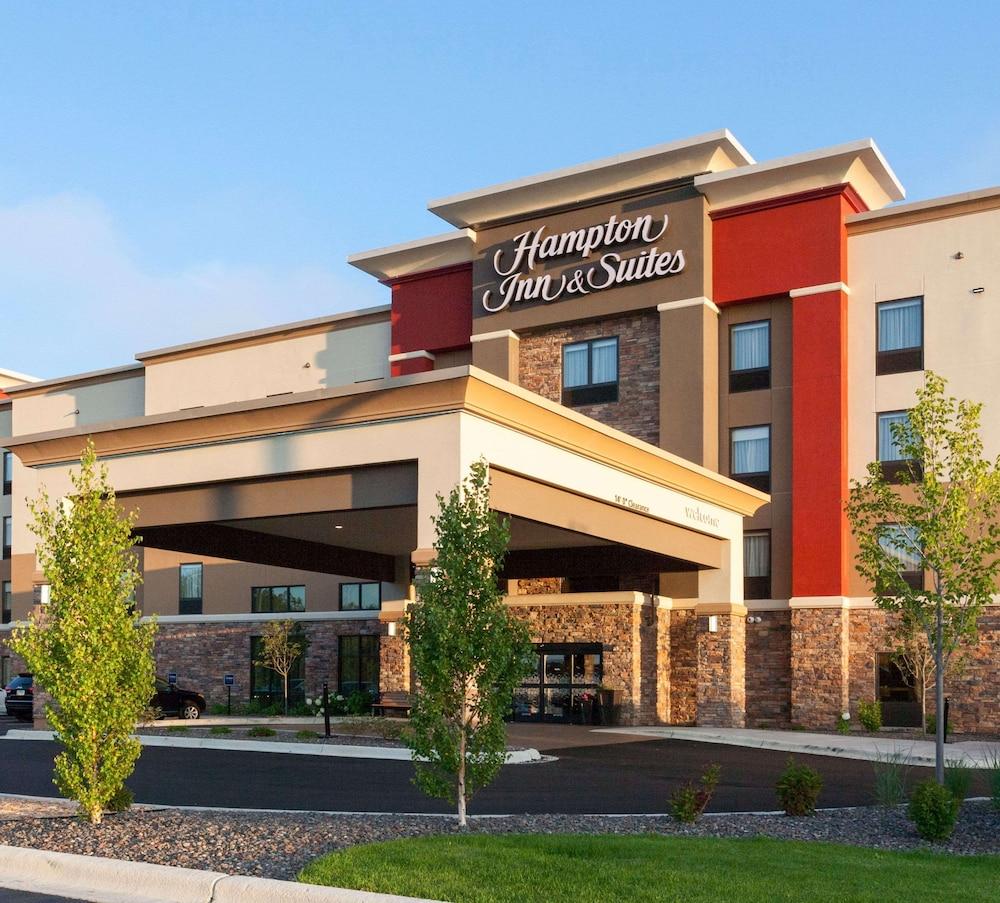 Hampton Inn & Suites Duluth North/Mall Area photo 1