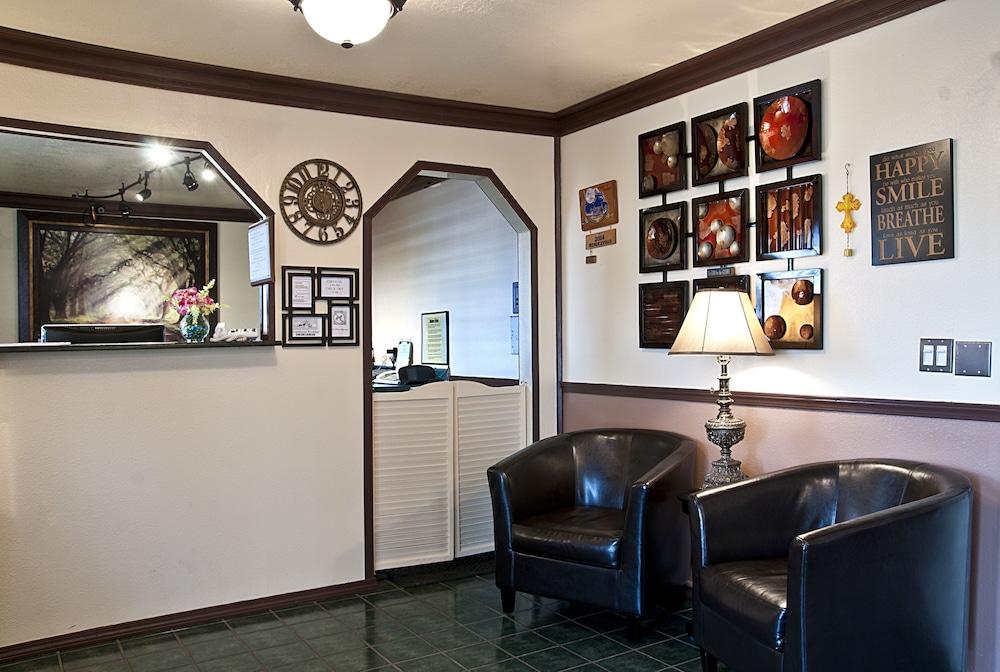 The Regency Inn photo 21