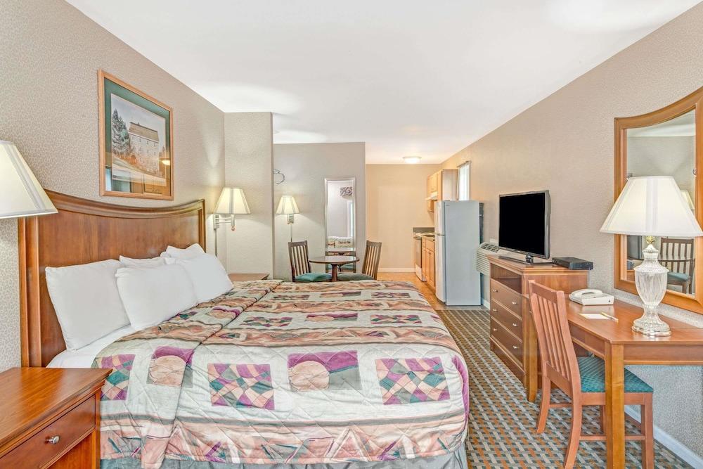 Days Inn by Wyndham Ridgefield photo 21