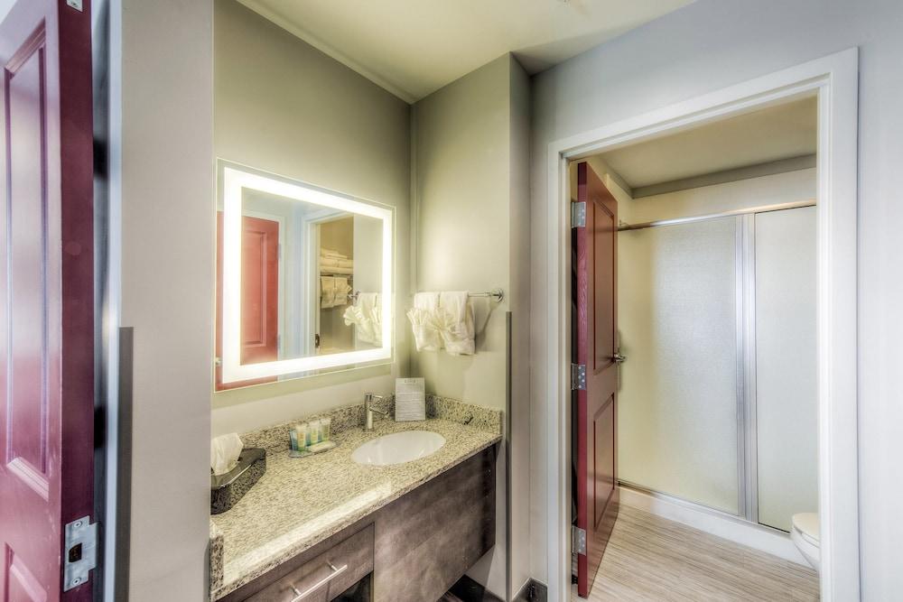 Staybridge Suites Columbus Univ Area - OSU by IHG photo 43