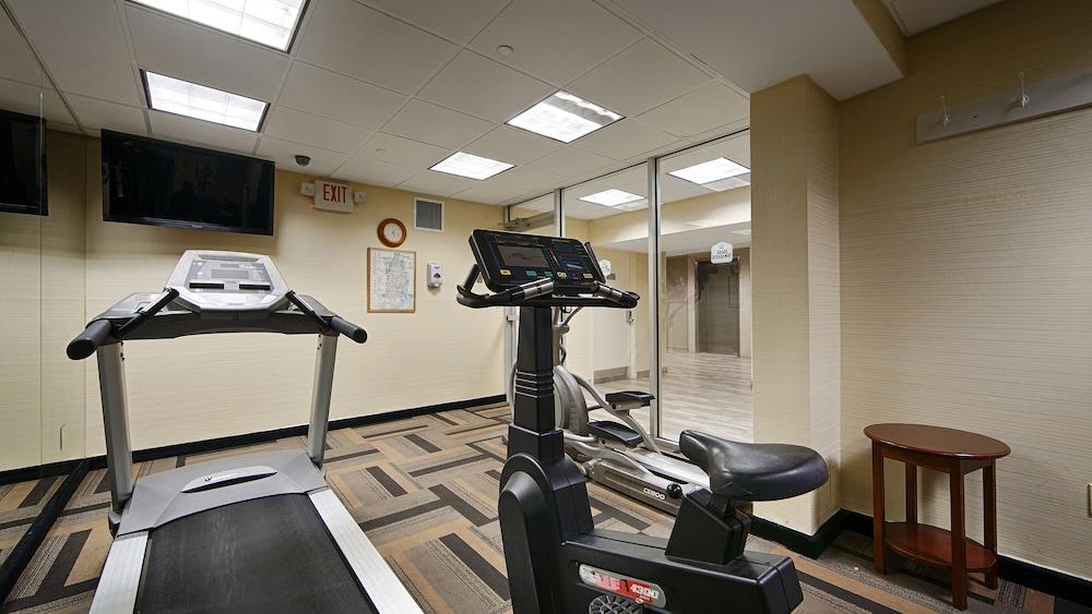 Best Western Queens Court Hotel photo 17