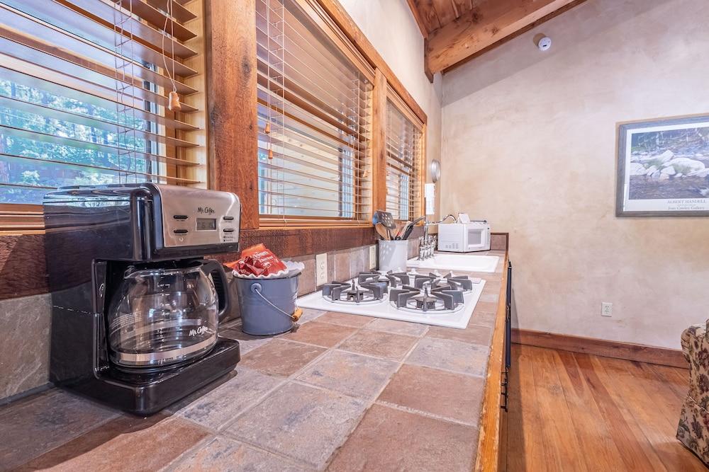 Ruidoso Lodge Cabins photo 28