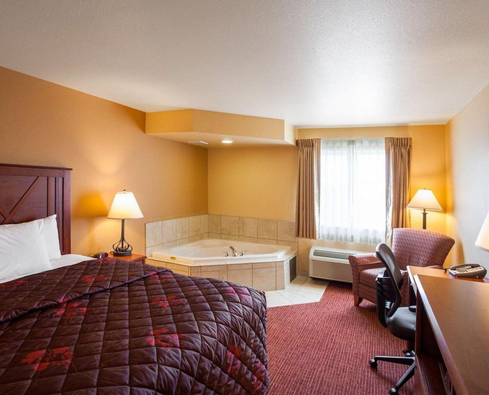 Rodeway Inn & Suites Phillipsburg photo 16