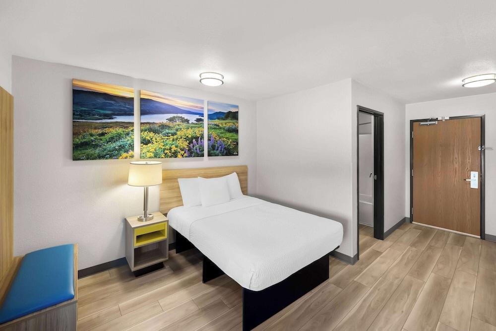 Birch Hill Suite Rochester – Med City photo 52