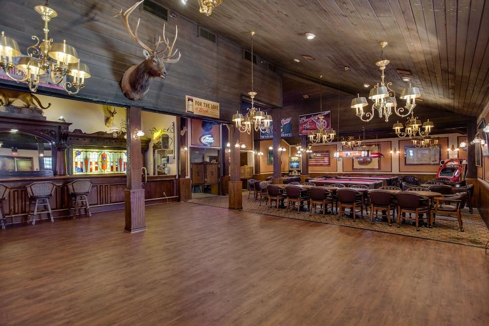 Y O Ranch Hotel photo 38
