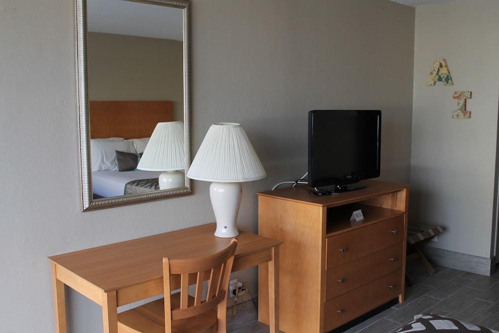 Beachside Motel photo 6