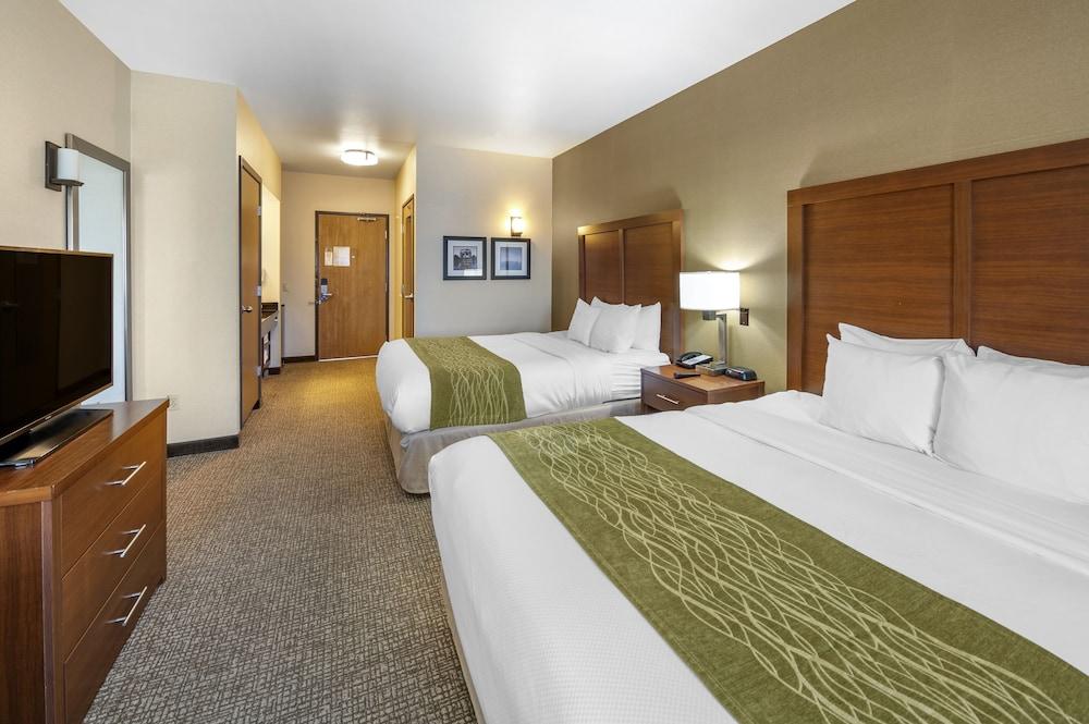 The Atrium Hotel photo 12