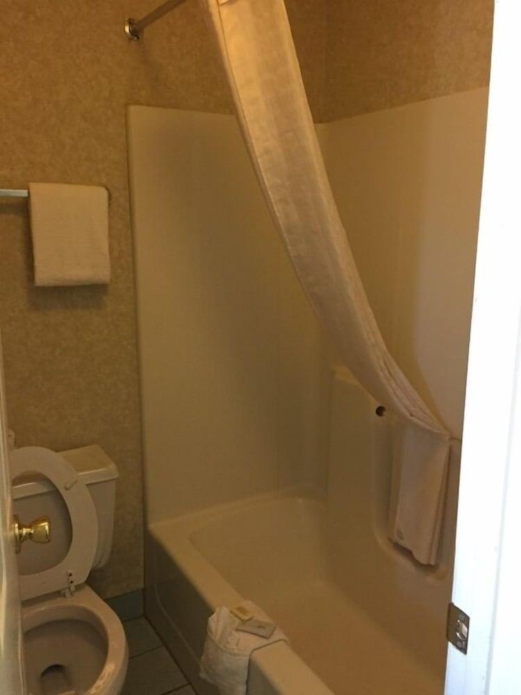 Quality Inn Elberton photo 25