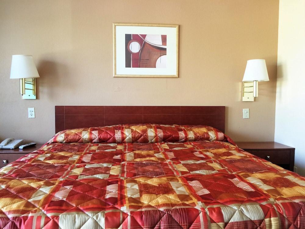 Bama Inn photo 7