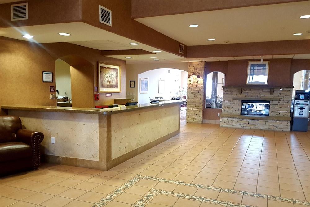 Baymont by Wyndham Belen NM photo 2