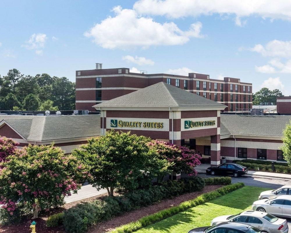 Quality Suites Lake Wright - Norfolk Airport photo 38