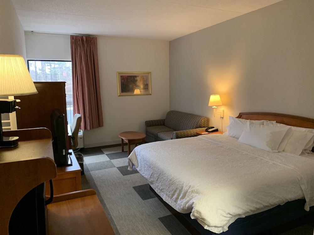 Comfort Inn & Suites Mt. Holly - Westampton photo 49