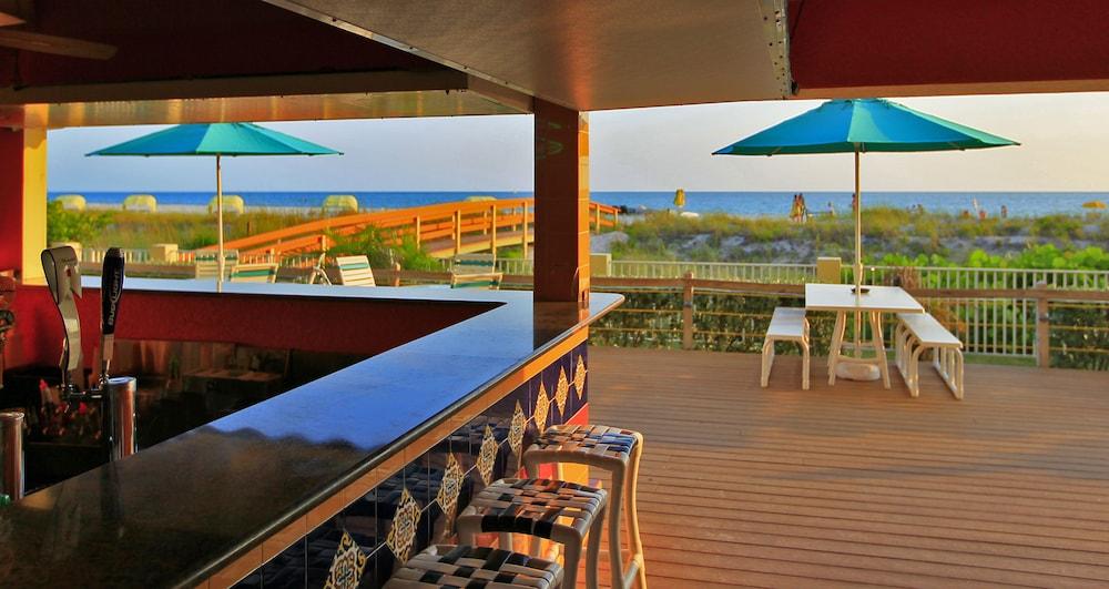 Sunset Vistas Two Bedroom Beachfront Suites photo 20