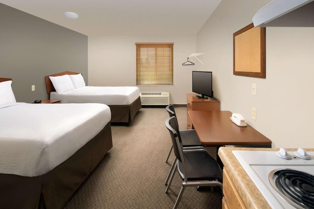 WoodSpring Suites Memphis East I-40 photo 18