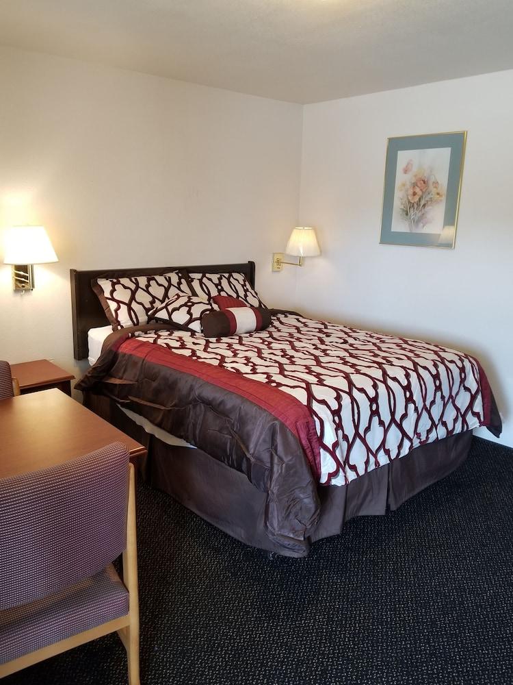 Valley Inn photo 6