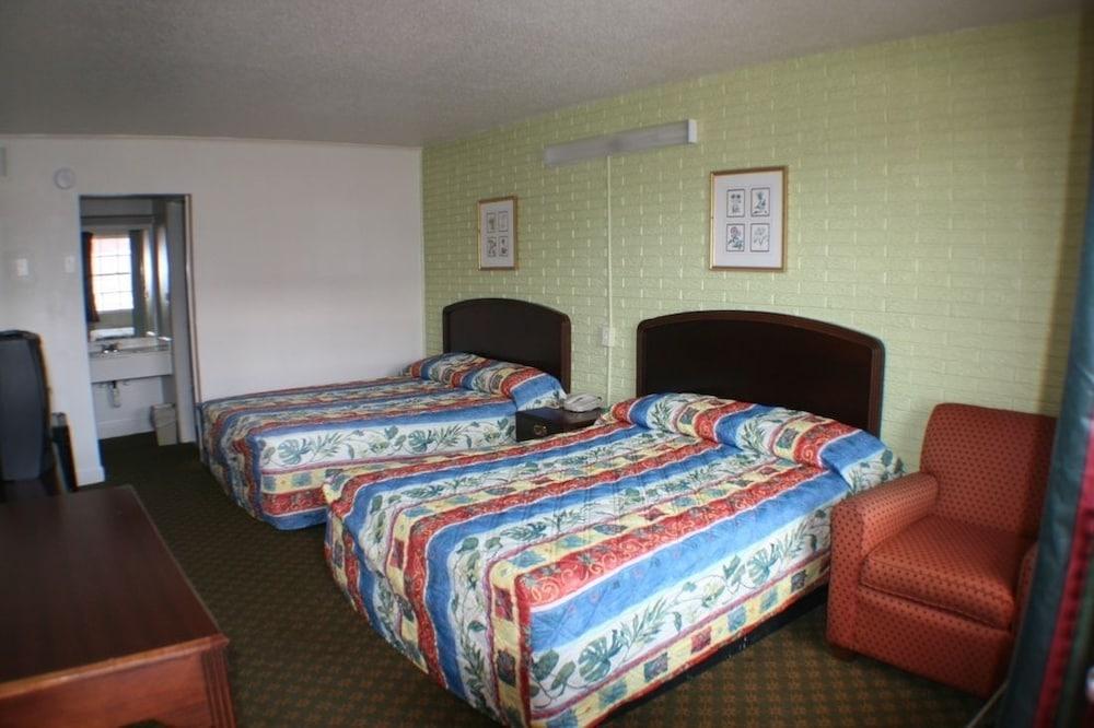 Budget Inn photo 14