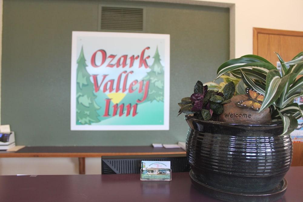 Ozark Valley Inn photo 2